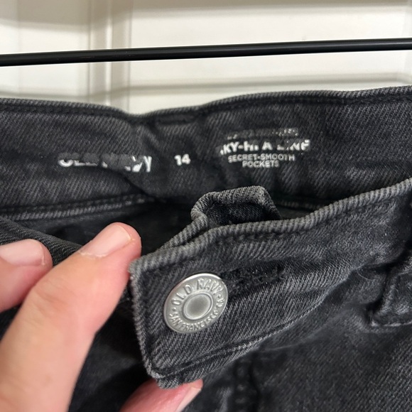 Old Navy  High Rise Sky Hi A-Line Black Denim
Cutoff Shorts Size 14. GUC - Picture 2 of 10